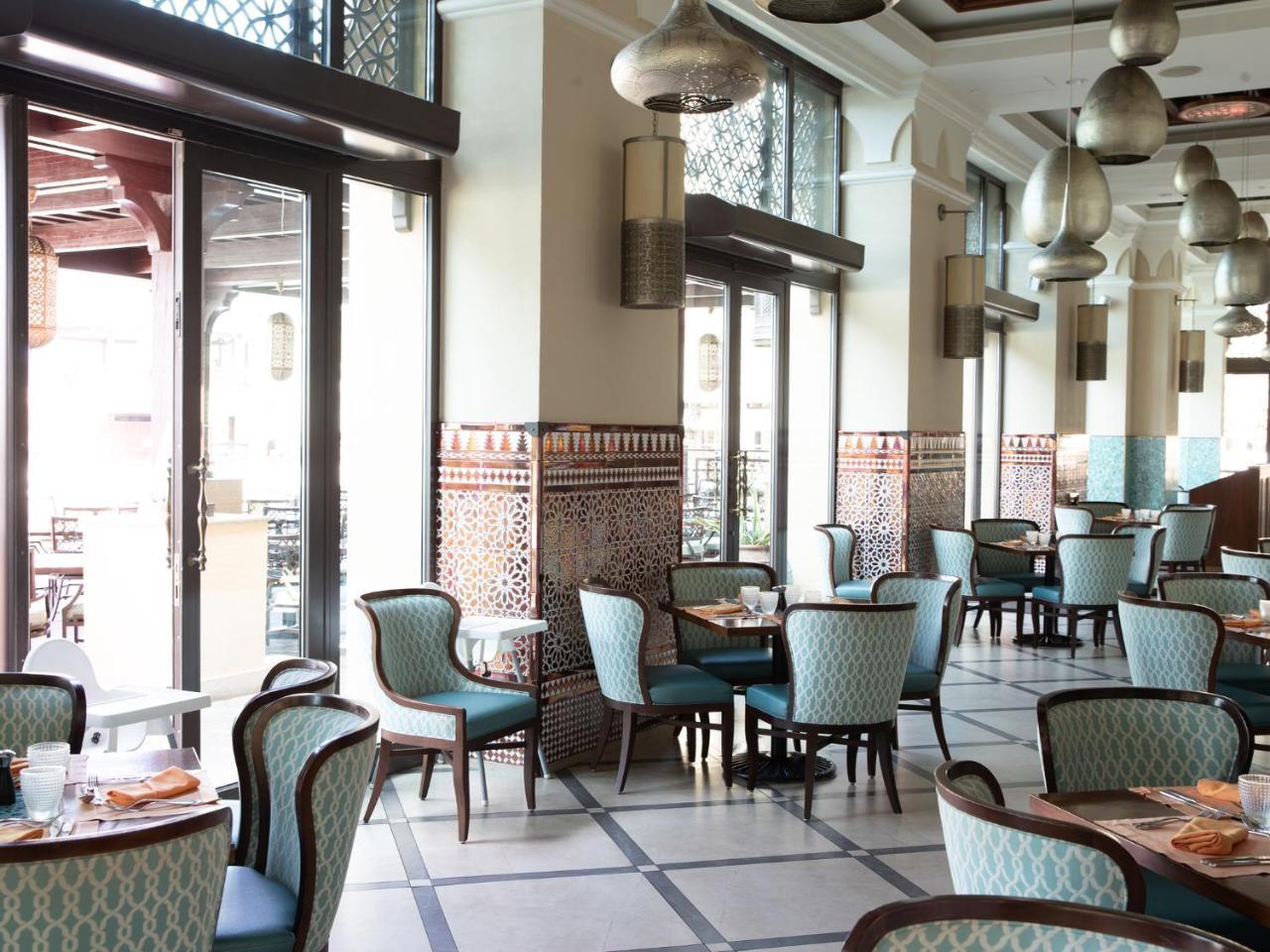 Jumeirah Mina Al Salam Dubaj Zewnętrze zdjęcie The interior of the restaurant